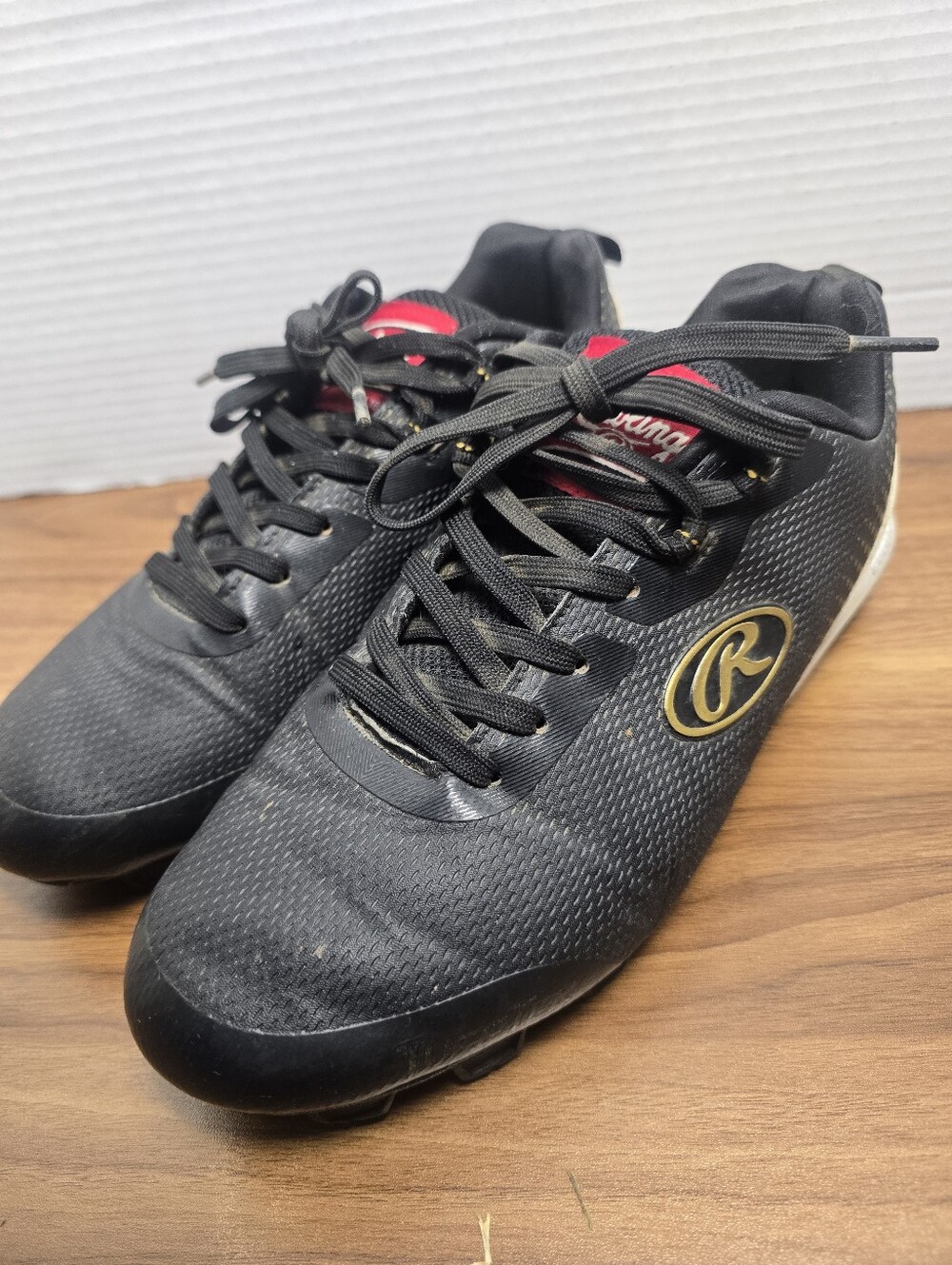 Rawlings Men’s Black & Gold Baseball Cleats